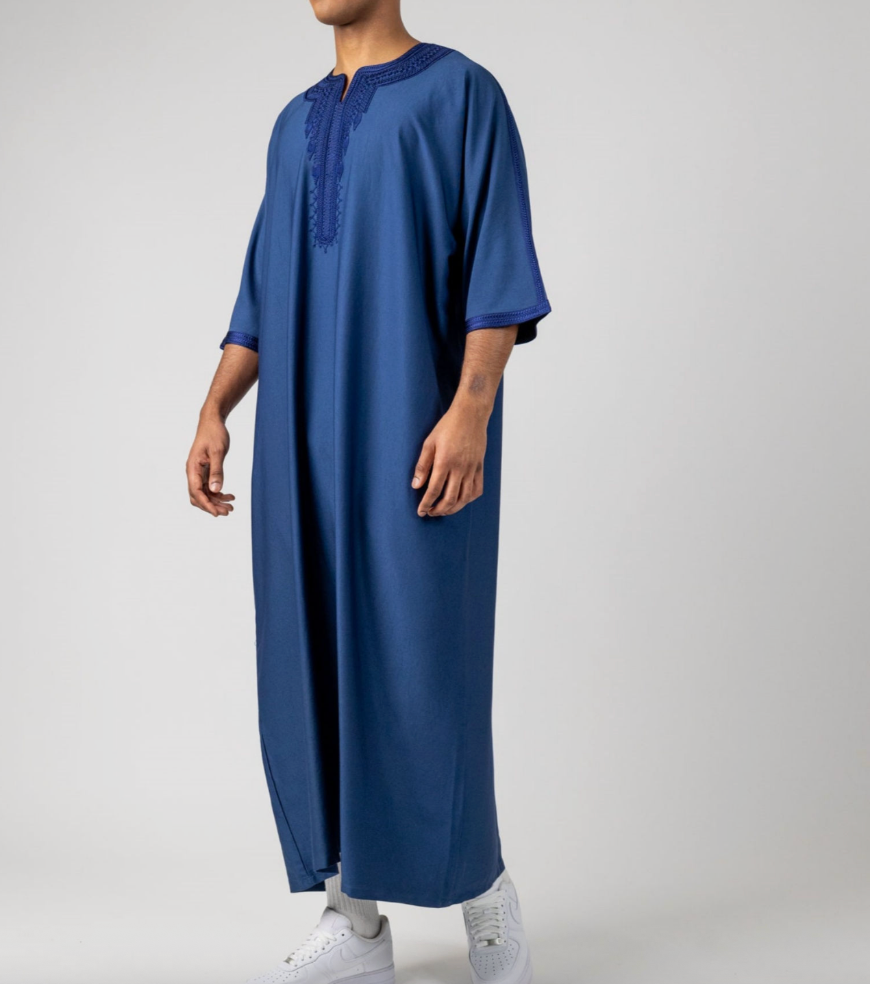 Men's Embroidered Moroccan Thobe